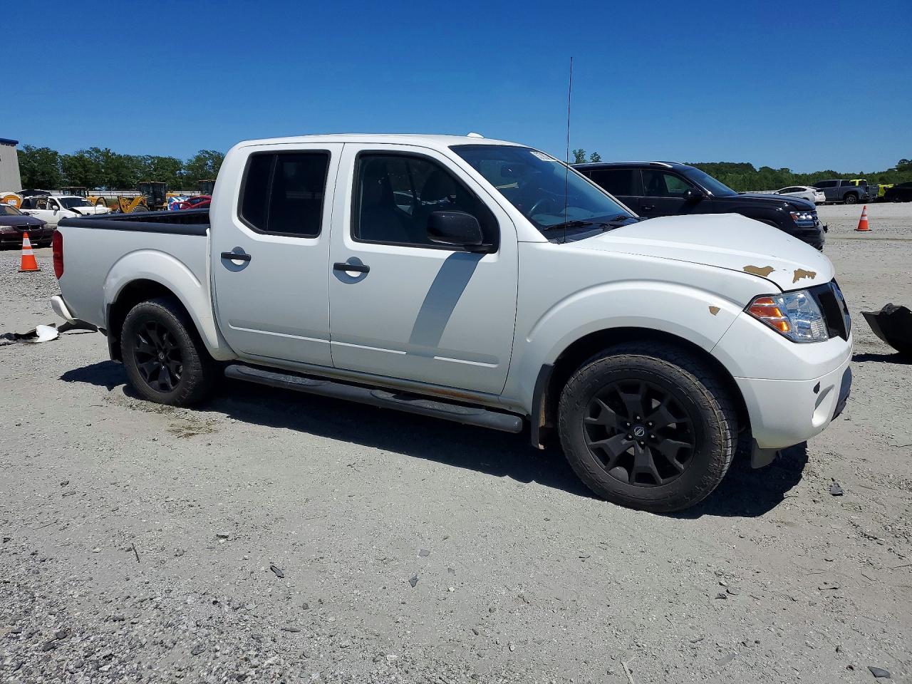 Nissan Frontier Sv