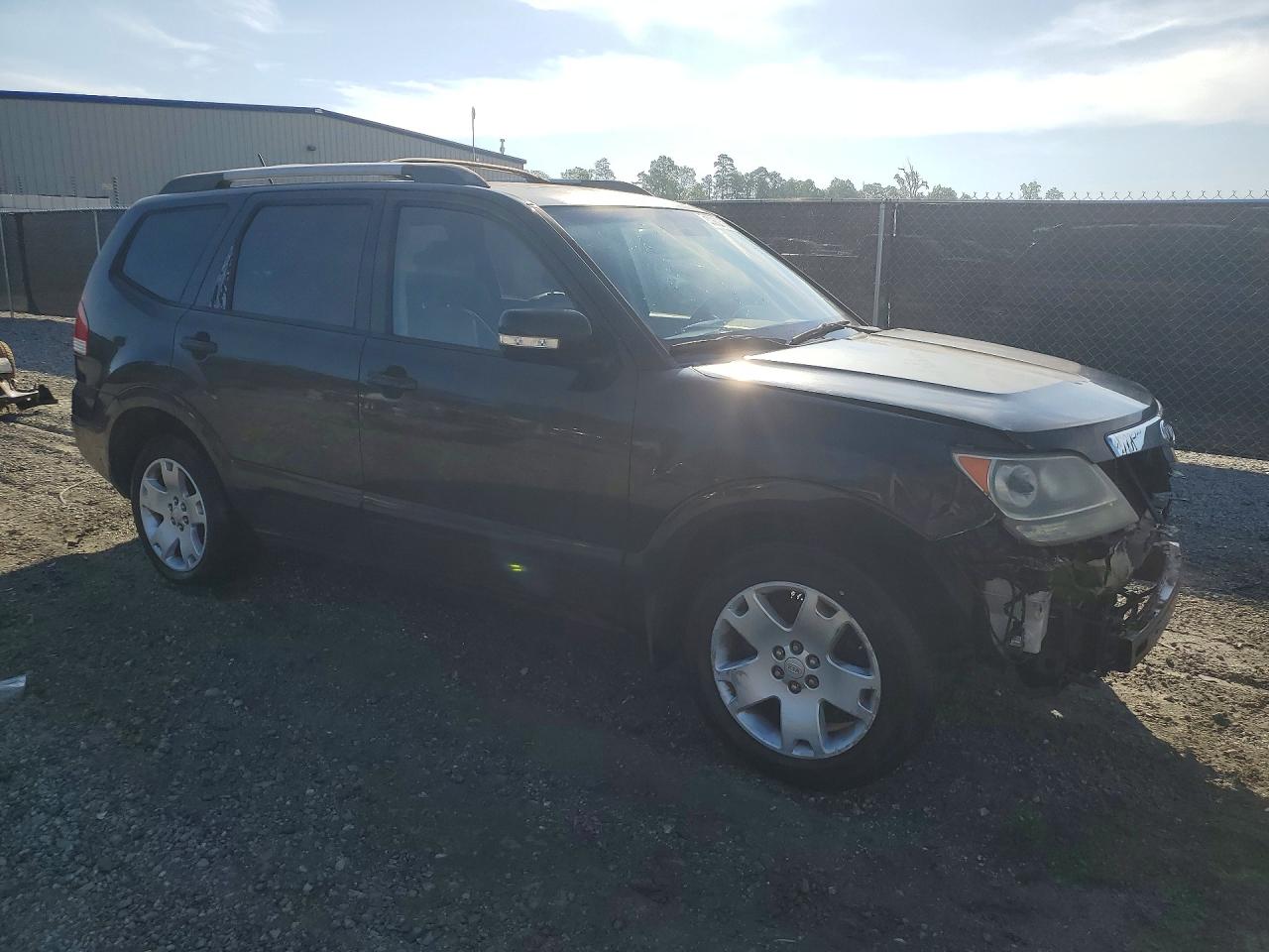Kia Borrego Lx