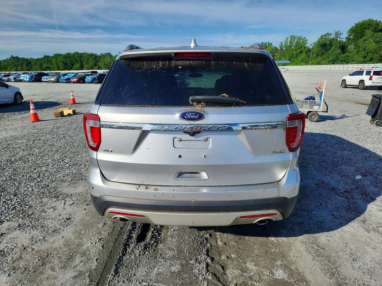Ford Explorer Xlt