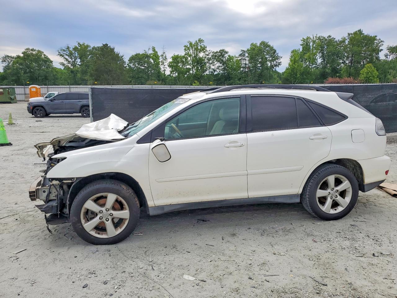 Salvage Lexus RX Image