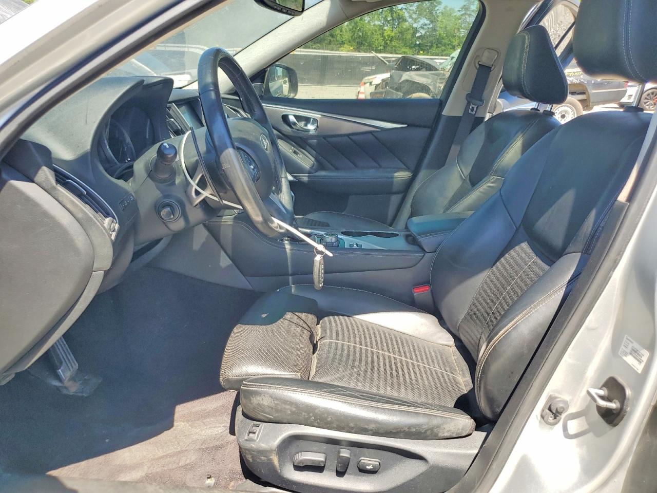 INFINITI Q50 3.0t S 3.0t Sport