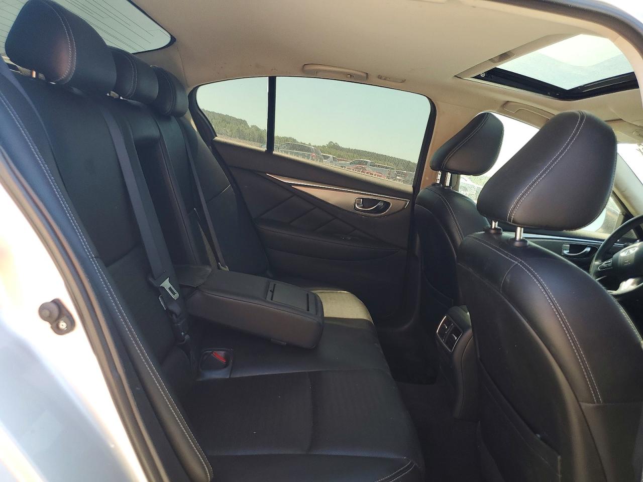 INFINITI Q50 3.0t S 3.0t Sport