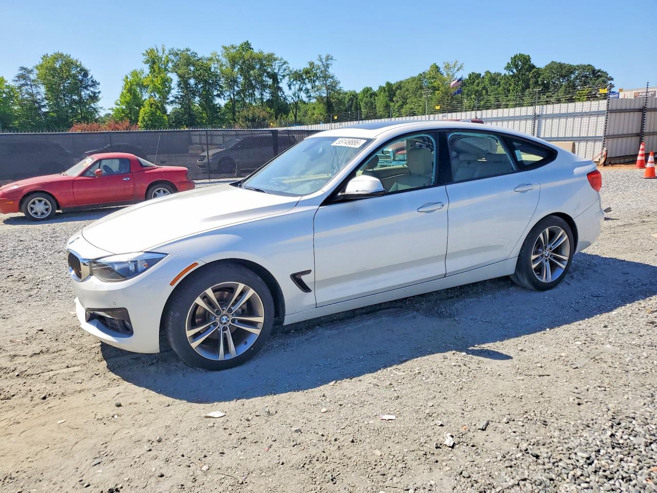 Salvage BMW 3 Series Image