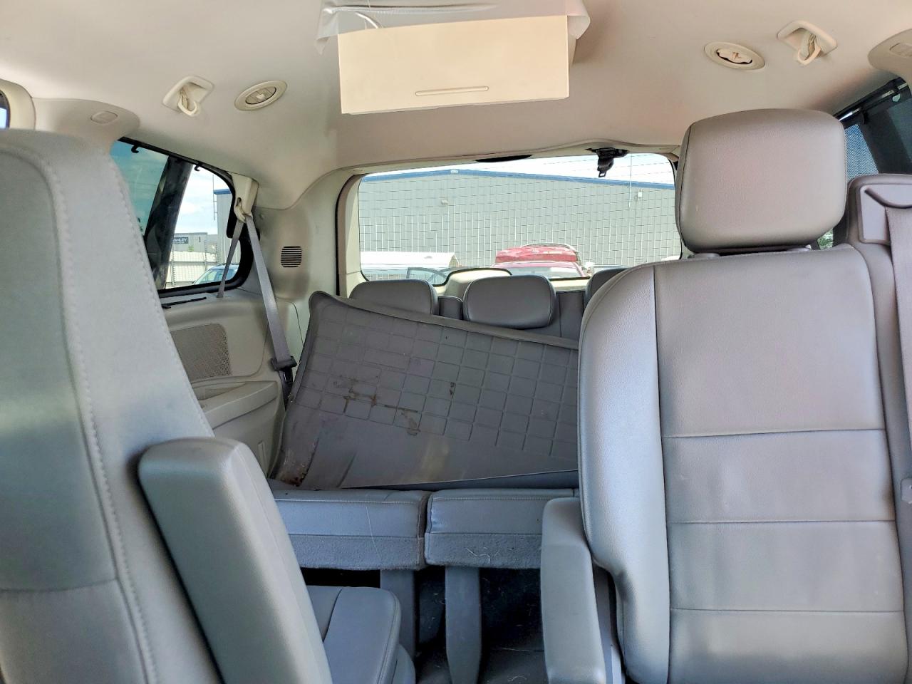 Dodge Caravan Sxt