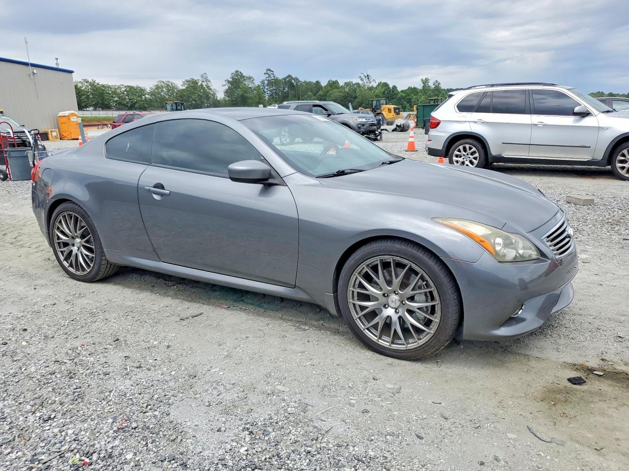 INFINITI G37 Coupe X