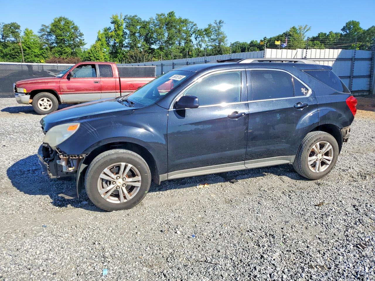 Salvage Chevrolet Equinox Image