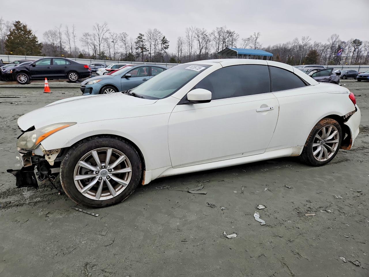Salvage INFINITI G37 Image