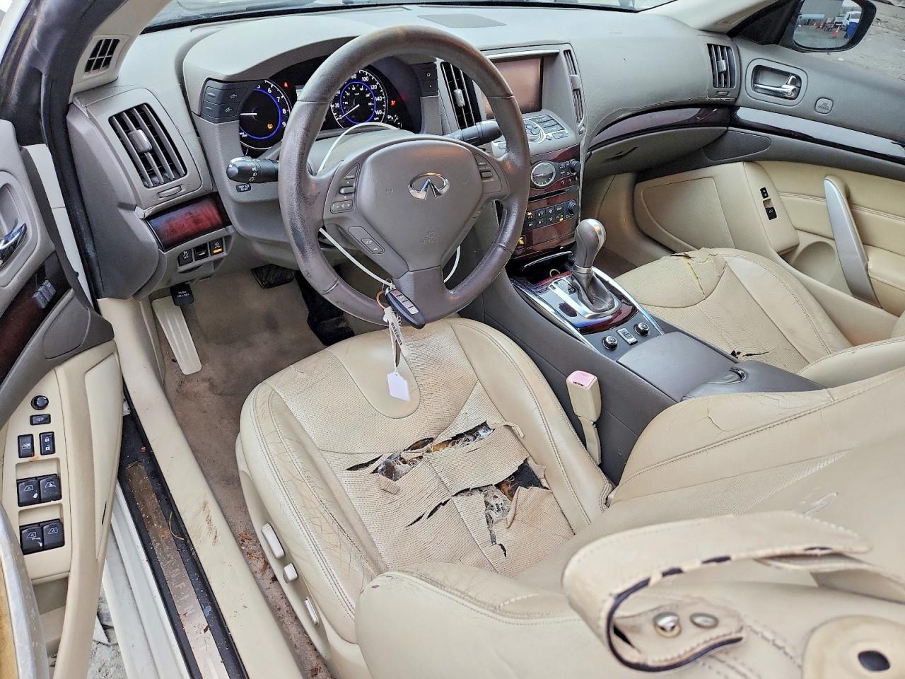 INFINITI G37 Base