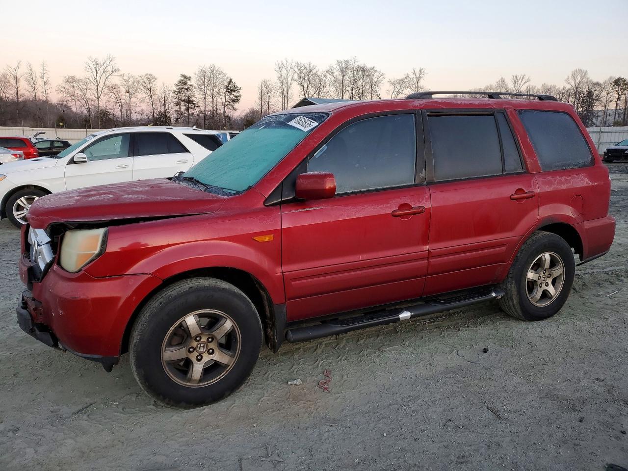 Salvage Honda Pilot Image