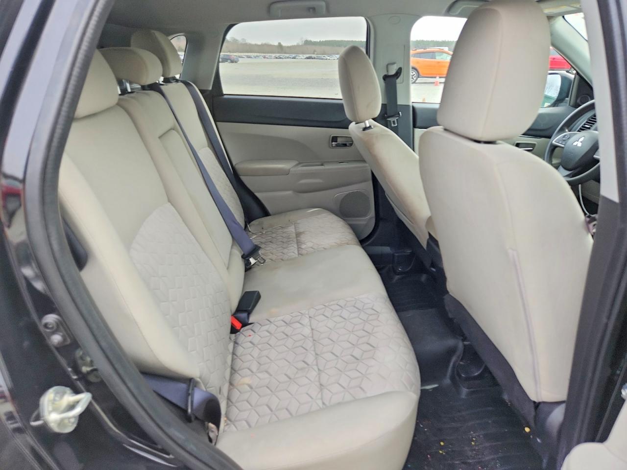 Mitsubishi Outlander Es