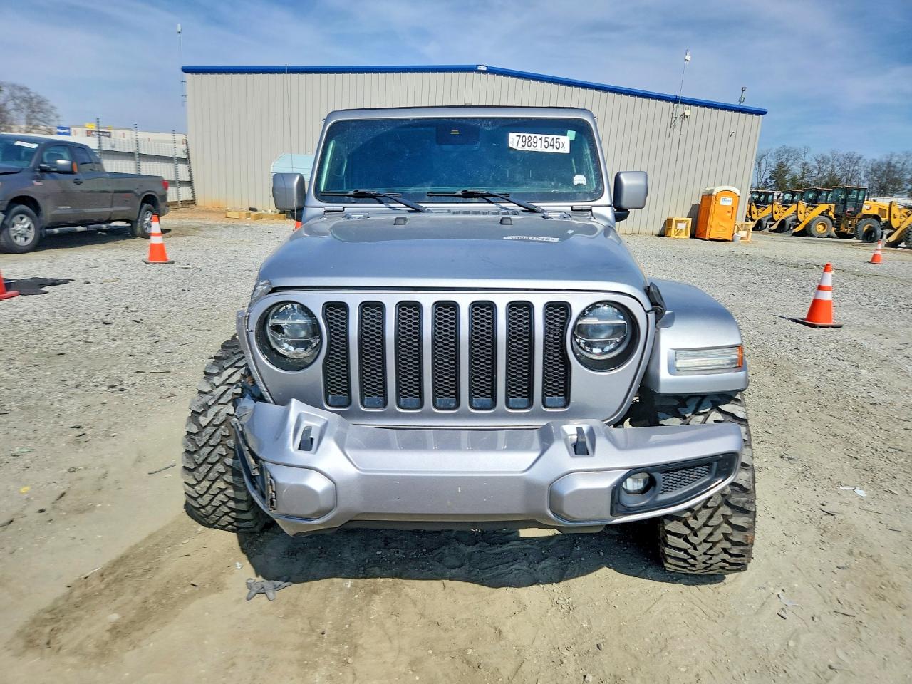 Jeep Wrangler Sahara