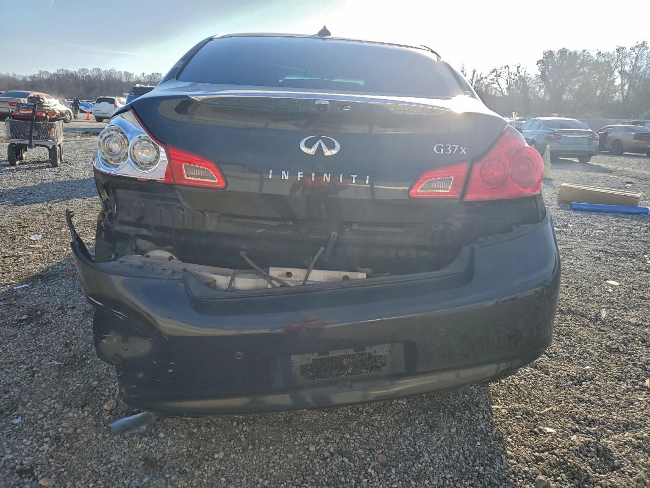 INFINITI G37
