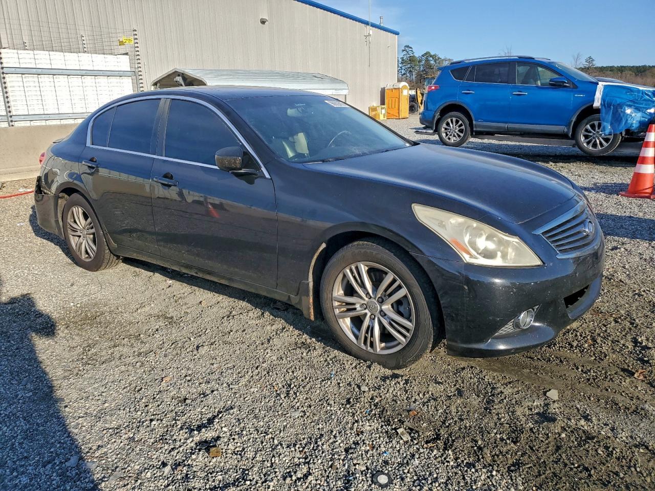 INFINITI G37