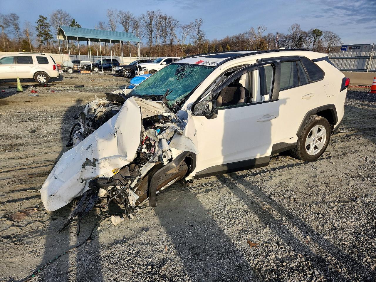Salvage Toyota RAV4 Image