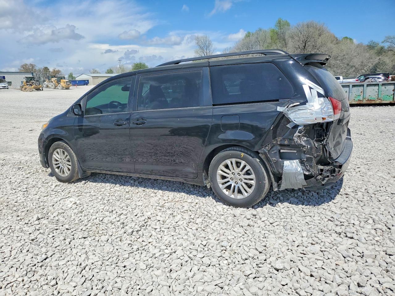 Toyota Sienna Xle 8-passenger