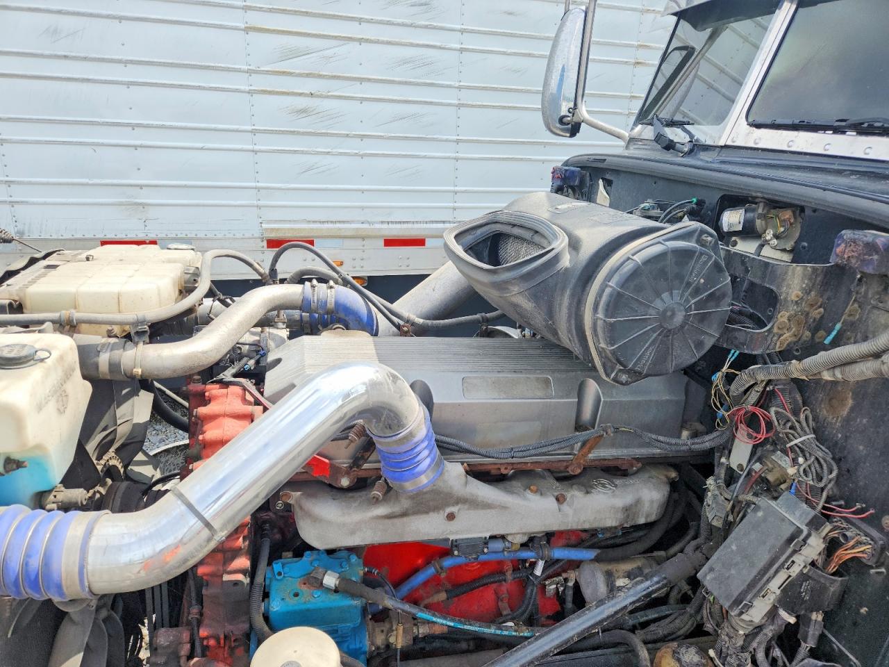Peterbilt 386