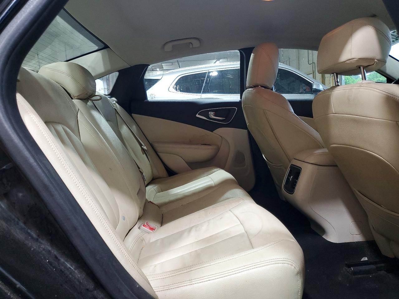 Chrysler 200 Limited