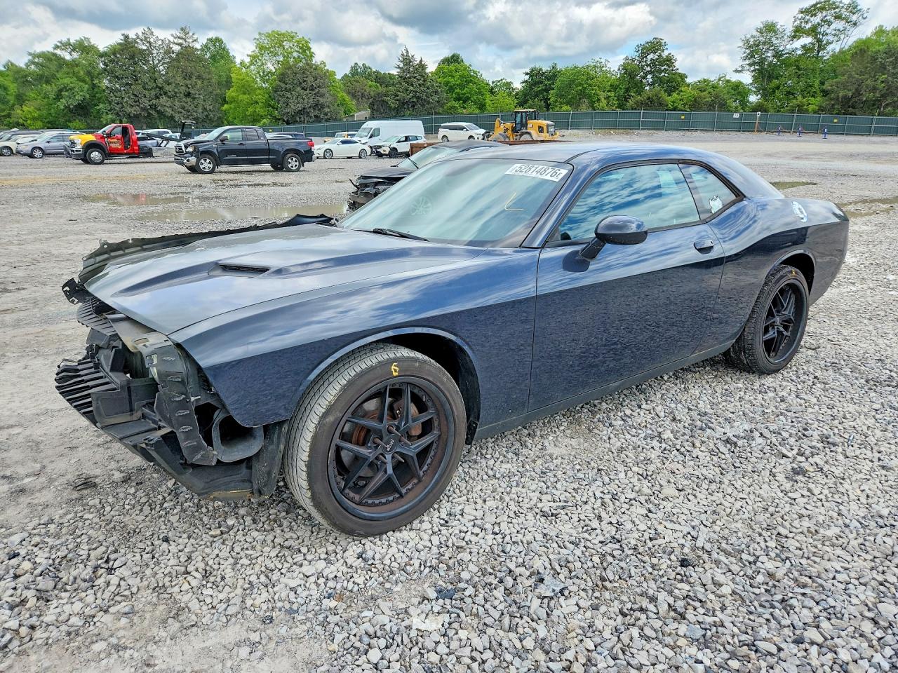 Salvage Dodge Challenger Image