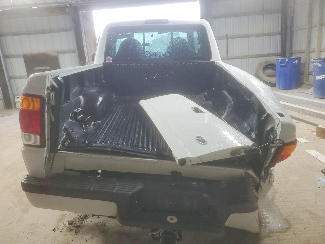 Ford Ranger Super Cab