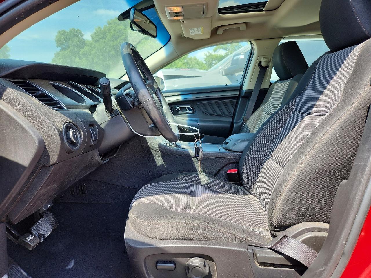 Ford Taurus