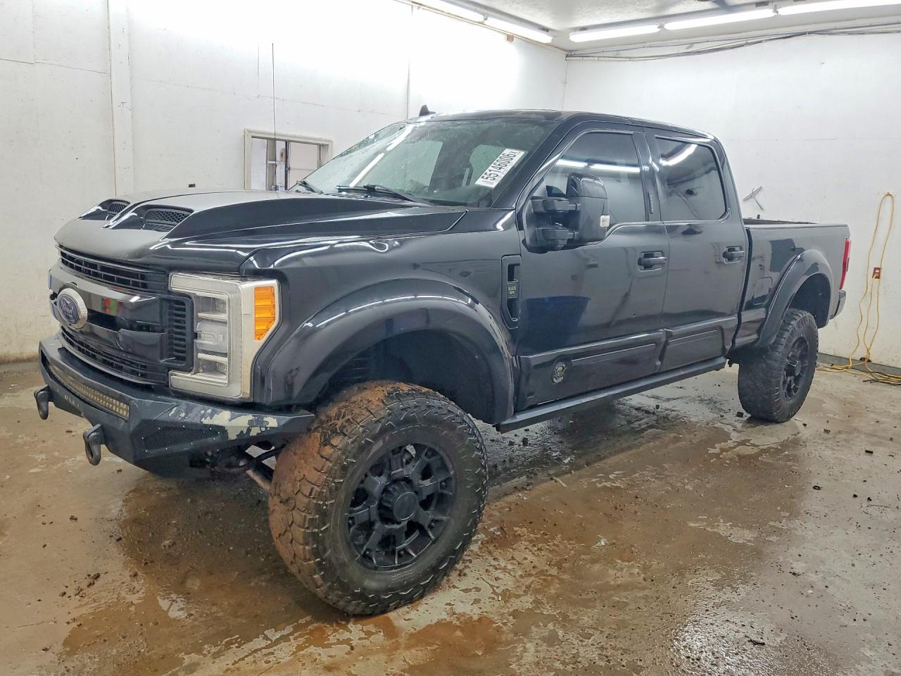 Salvage Ford F-250 Image