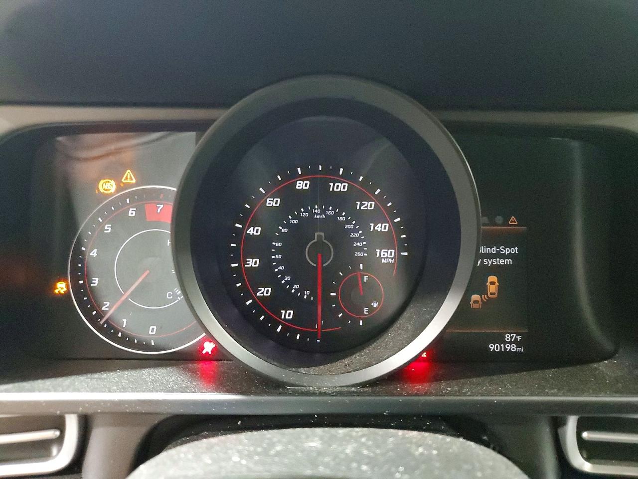 Hyundai ELANTRA Sel