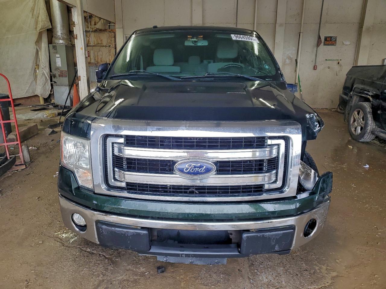 Ford F-150 Super Cab