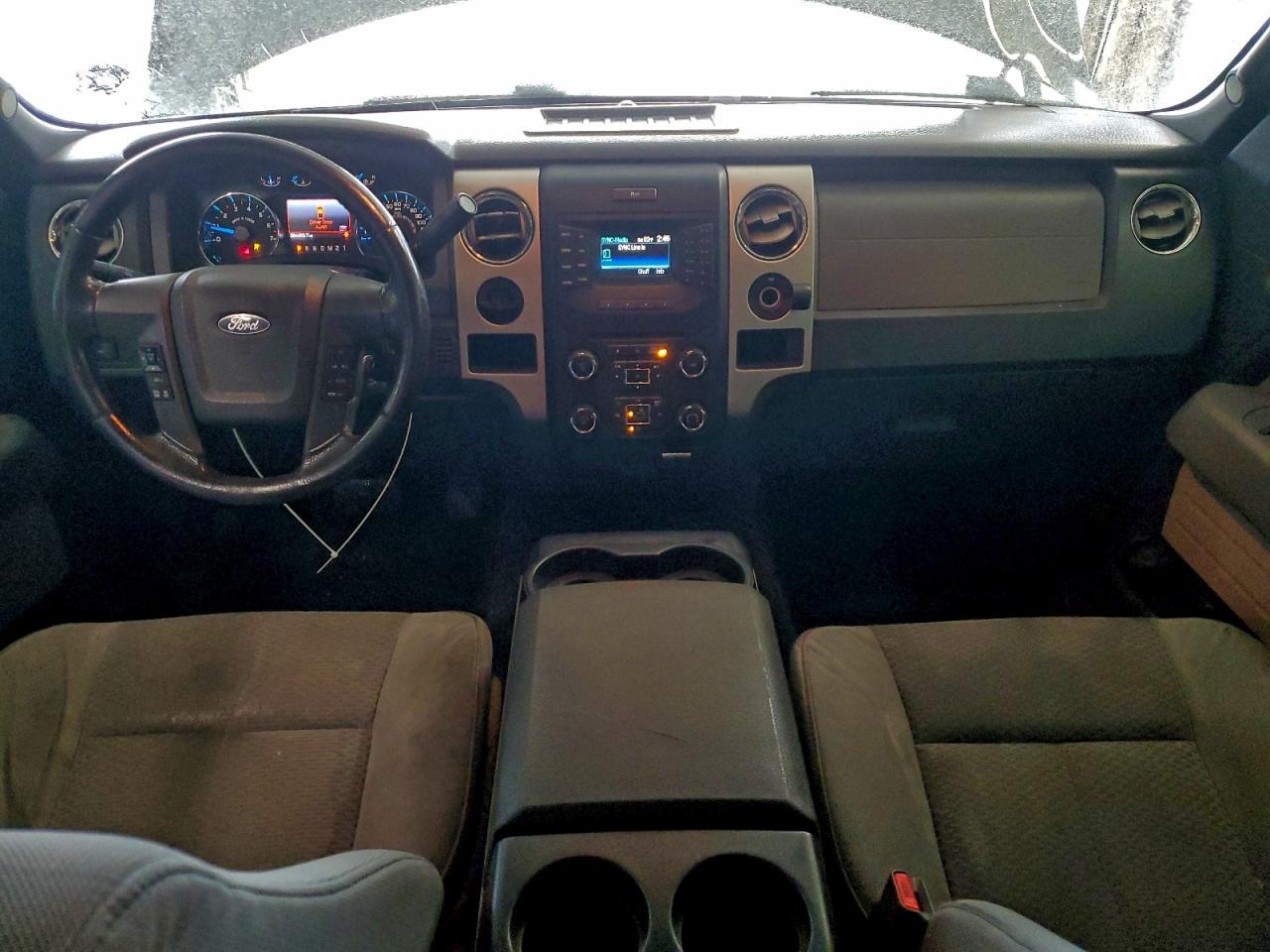 Ford F-150 Super Cab