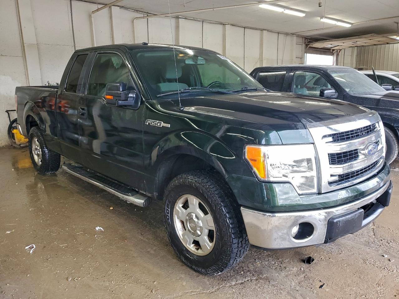 Ford F-150 Super Cab