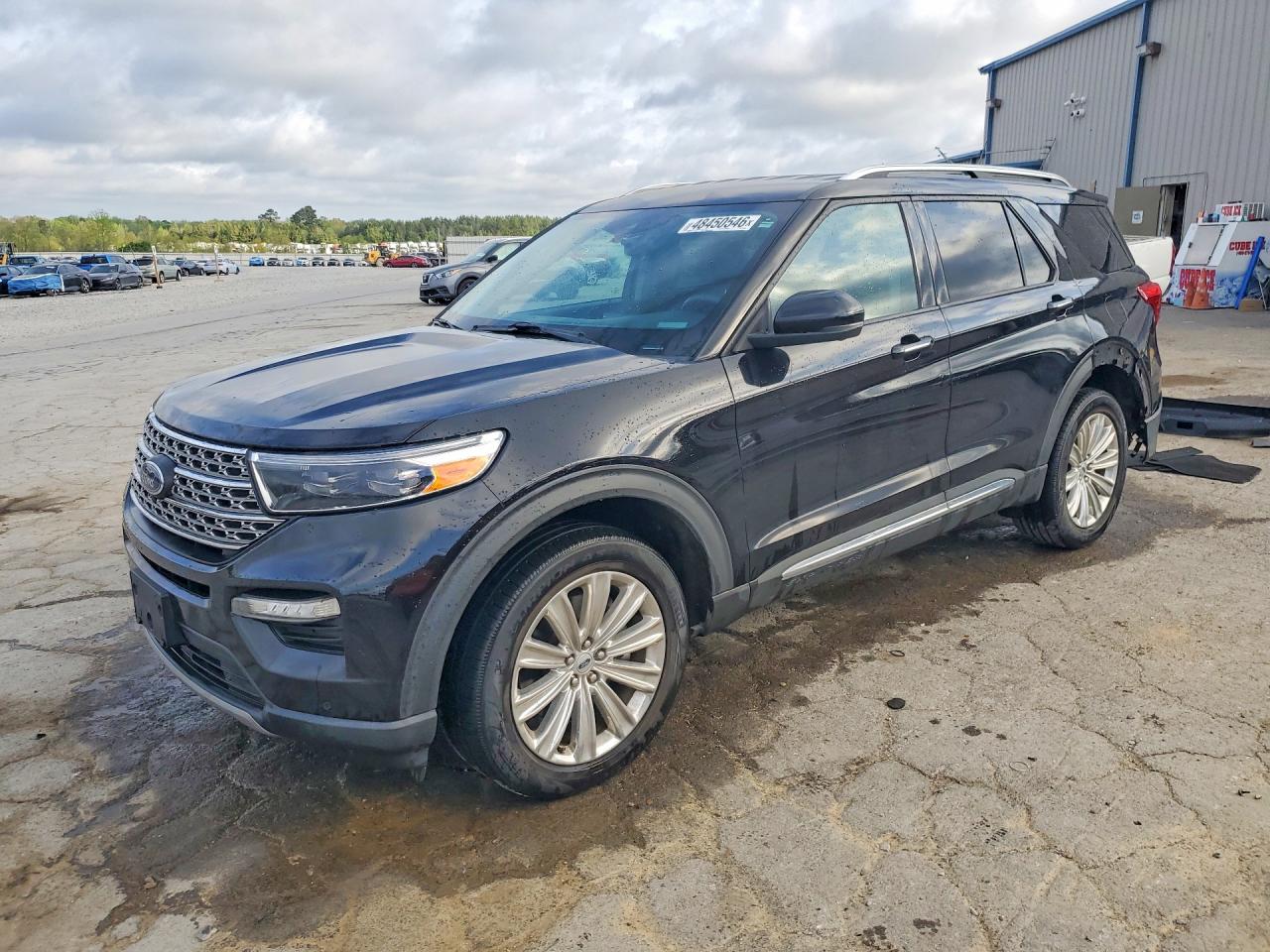 Salvage Ford Explorer Image