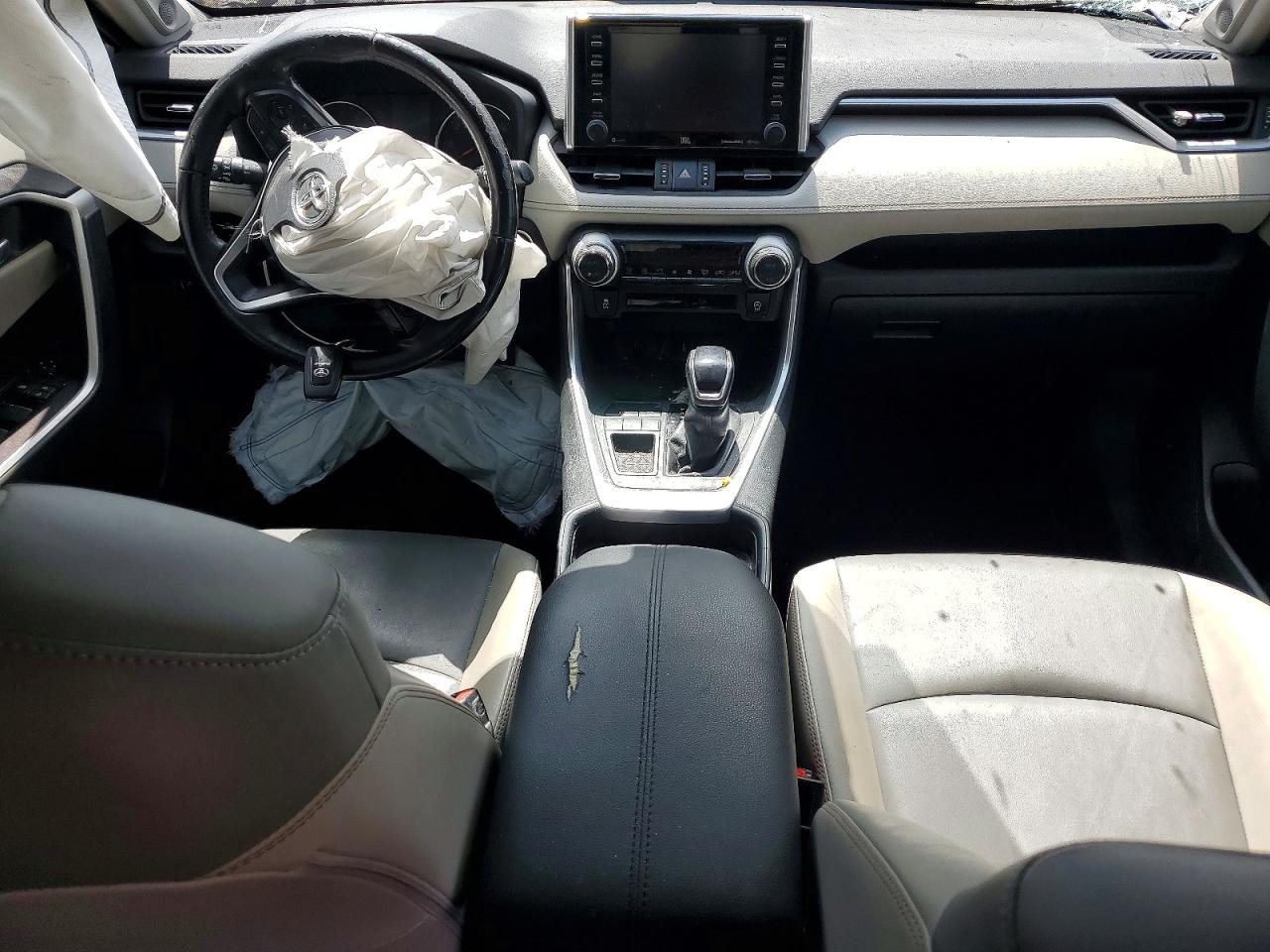 Toyota RAV4 Xle Premium