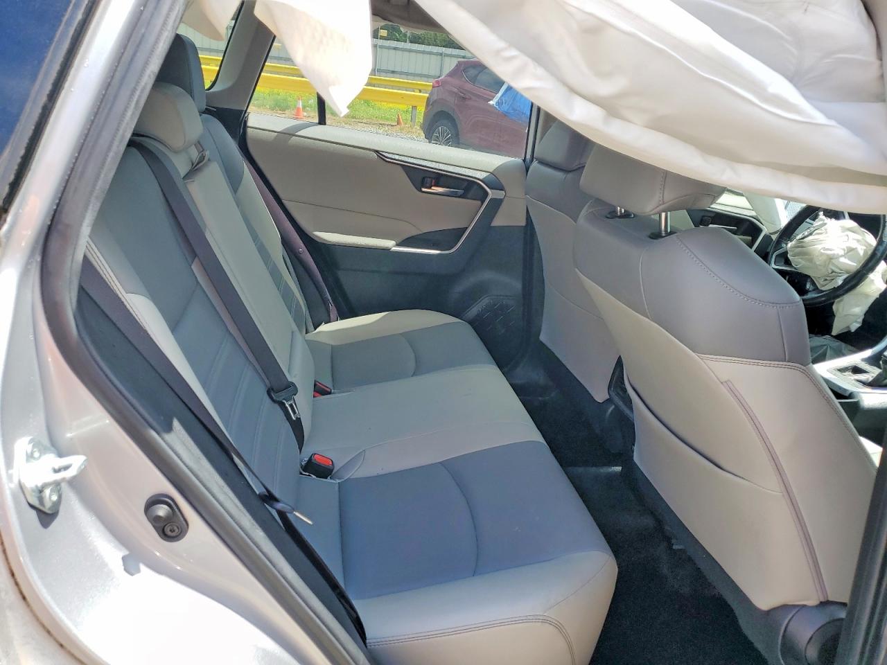 Toyota RAV4 Xle Premium