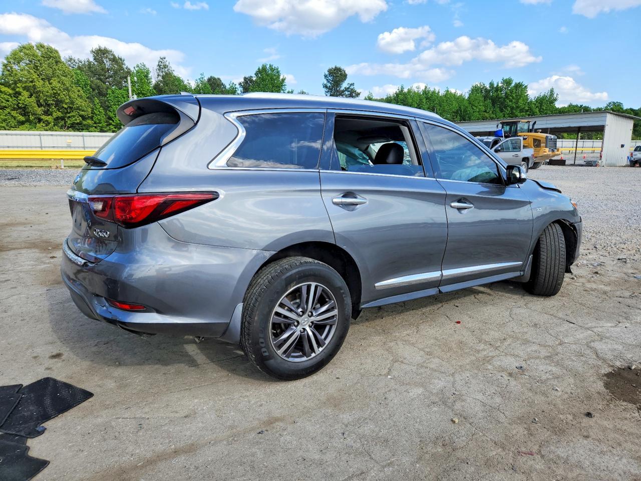 INFINITI Qx Luxe