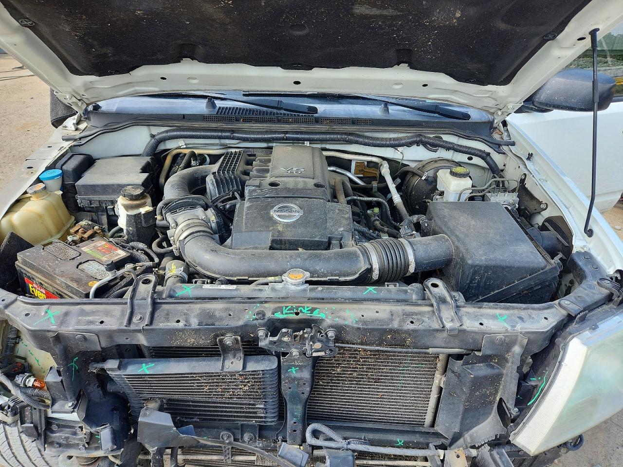 Nissan Frontier Sv