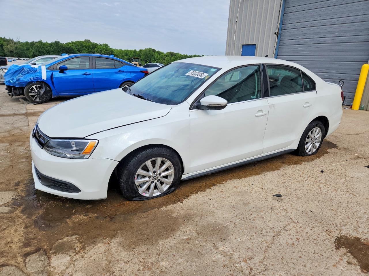 Salvage Volkswagen Jetta Image