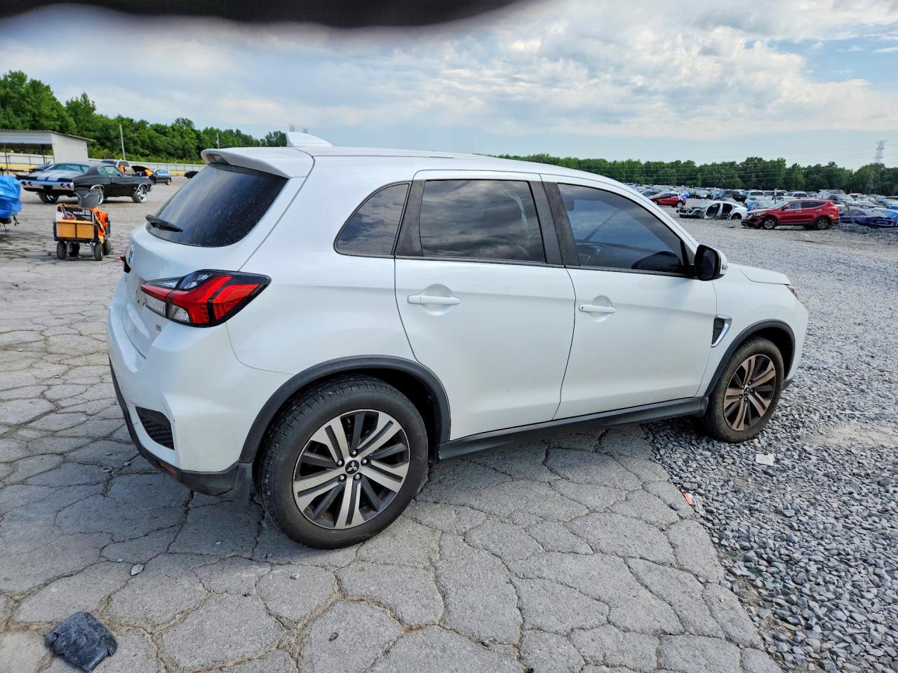 Mitsubishi Outlander Se