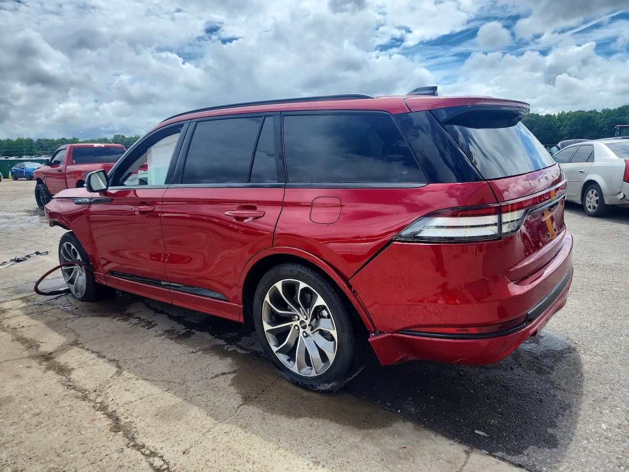 Lincoln Aviator