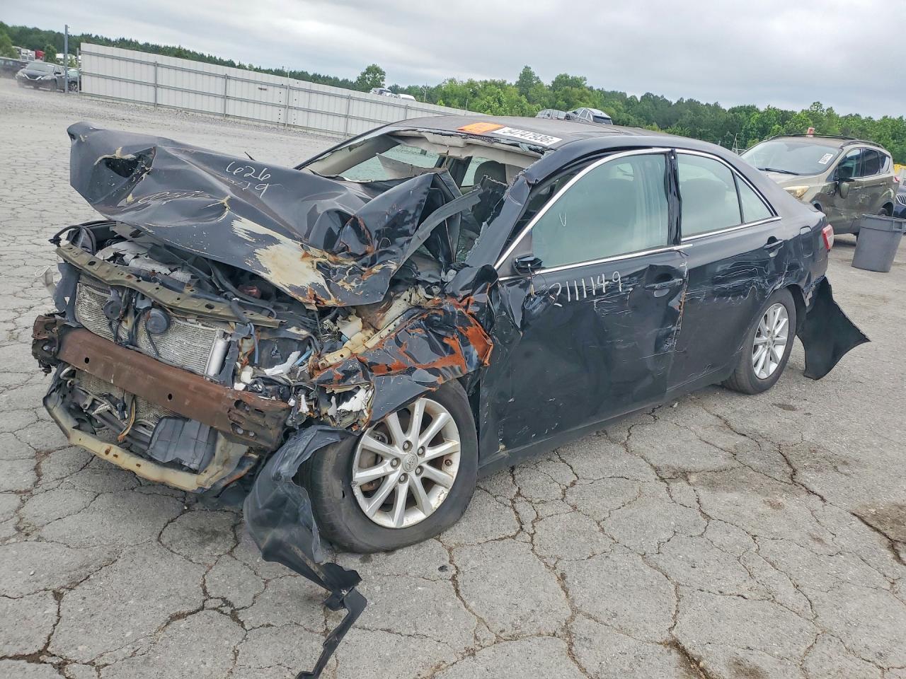 Salvage Toyota Camry Image