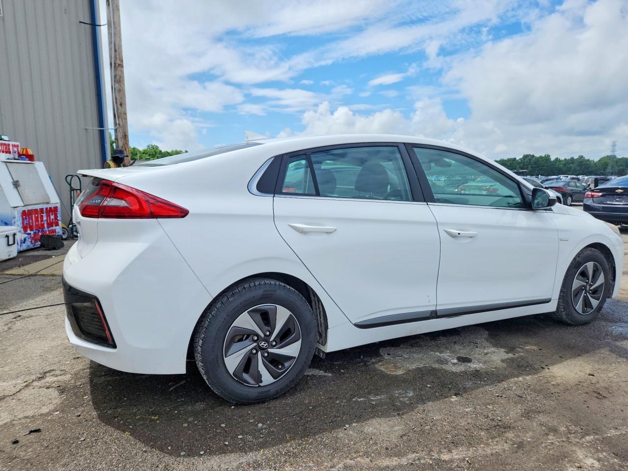 Hyundai Ioniq Sel