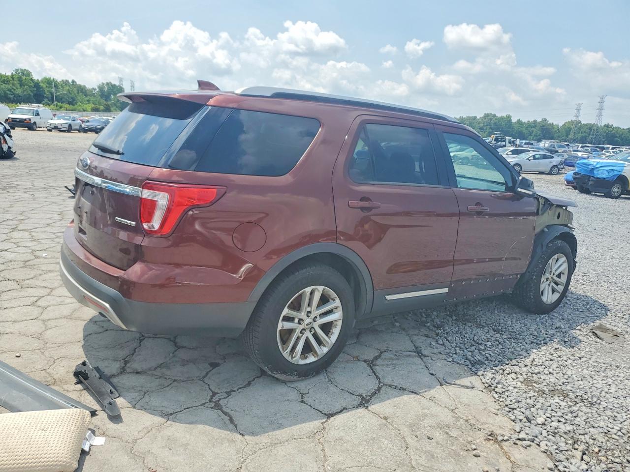 Ford Explorer Xlt