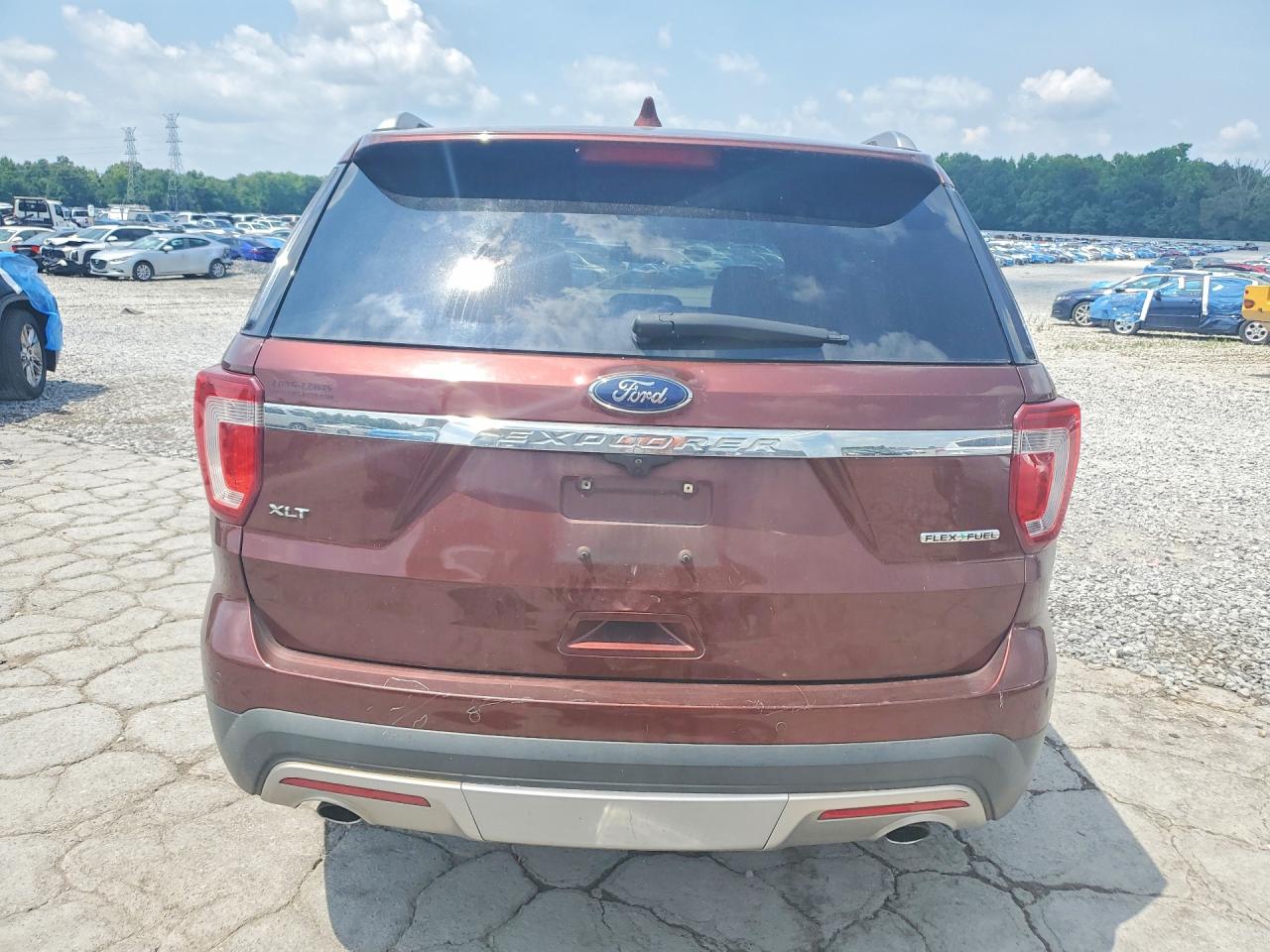 Ford Explorer Xlt