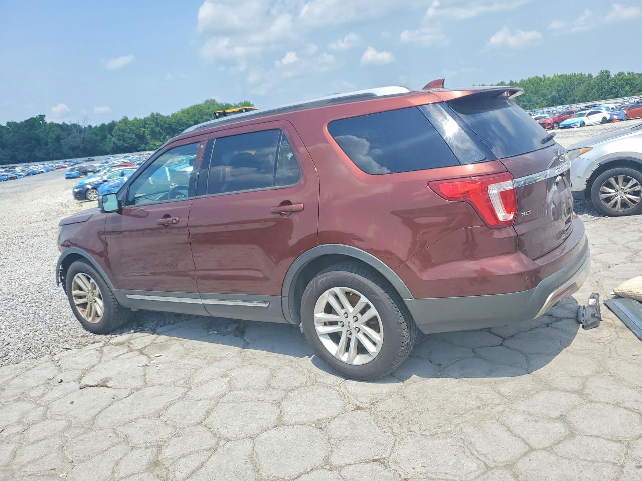 Ford Explorer Xlt