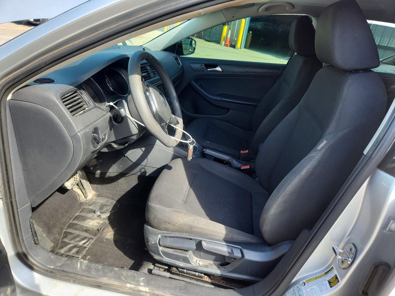 Volkswagen Jetta S