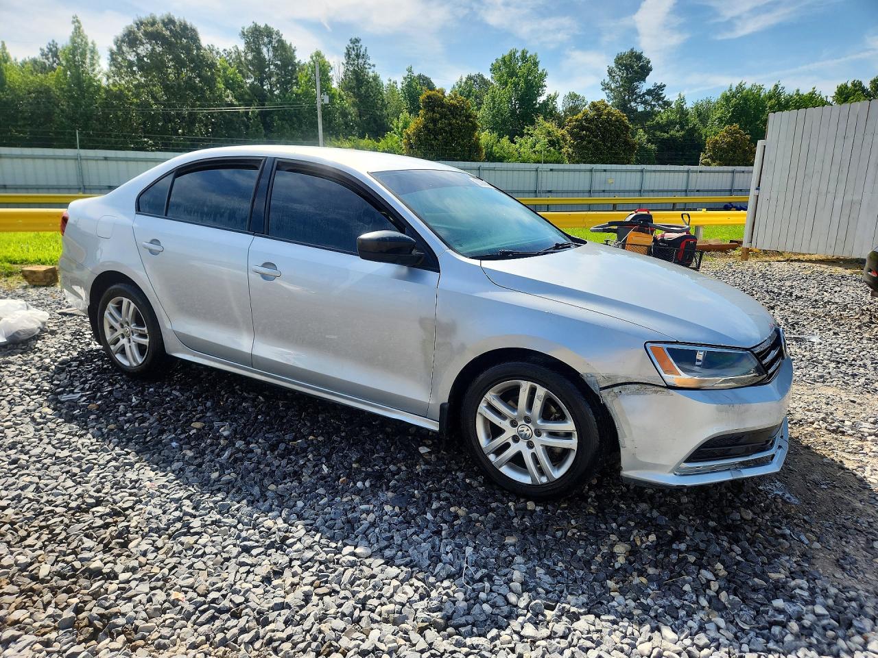 Volkswagen Jetta S