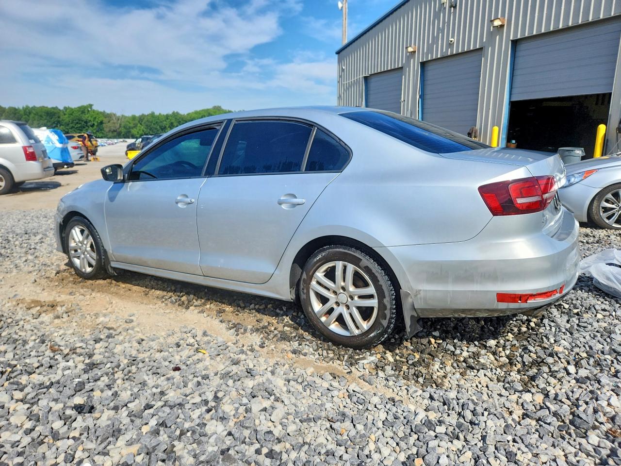 Volkswagen Jetta S