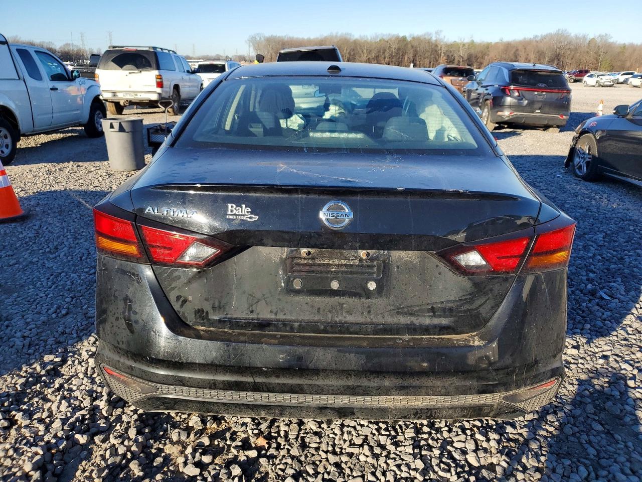 Nissan Altima S