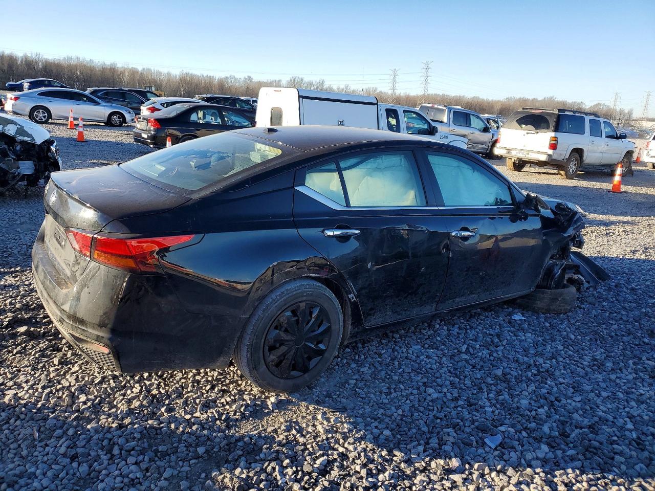 Nissan Altima S