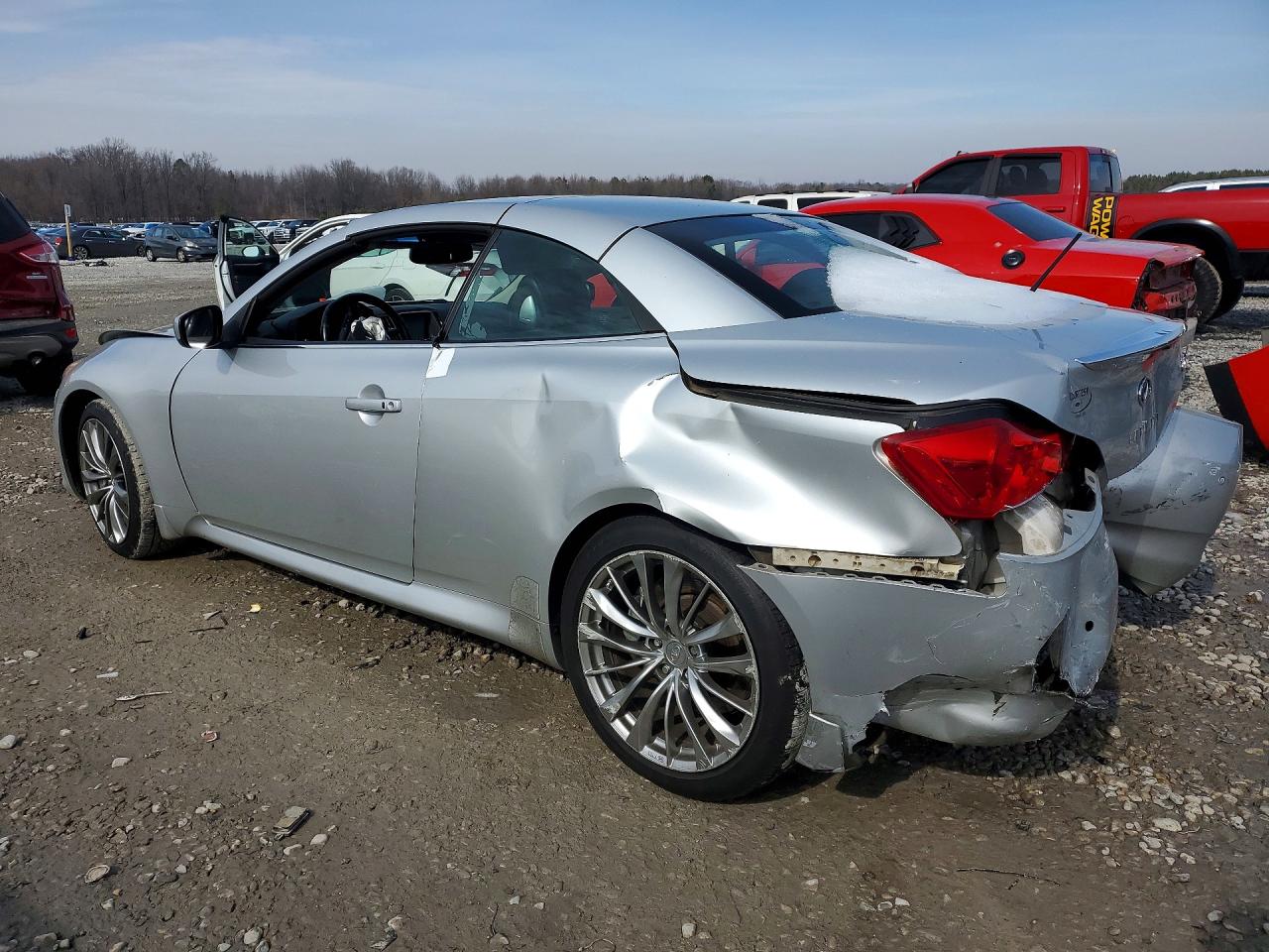 INFINITI G37 Conver Base