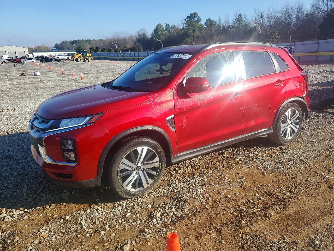 Salvage Mitsubishi Outlander Image