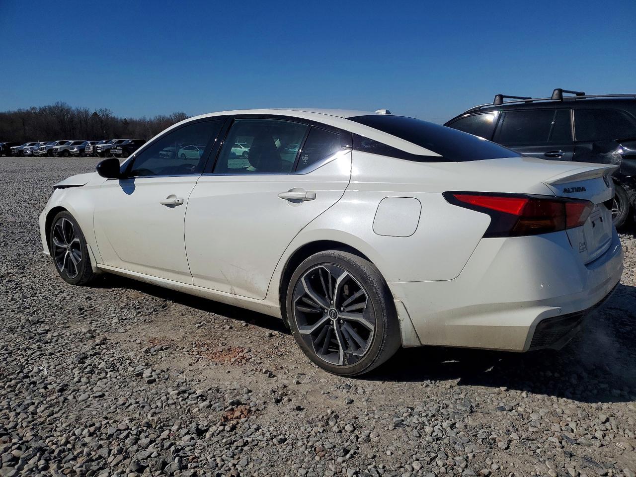Nissan Altima Sr